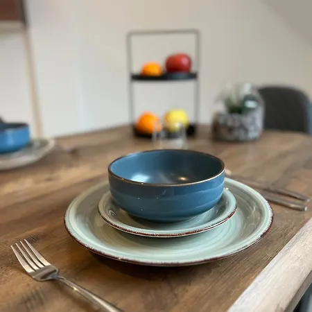 Apartment 2 *
